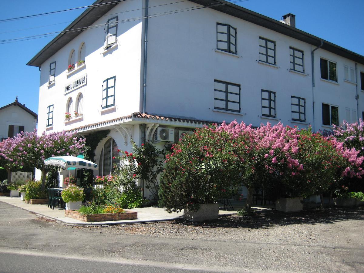 Hotel Bellevue De Tradition Familiale Morcenx Bagian luar foto